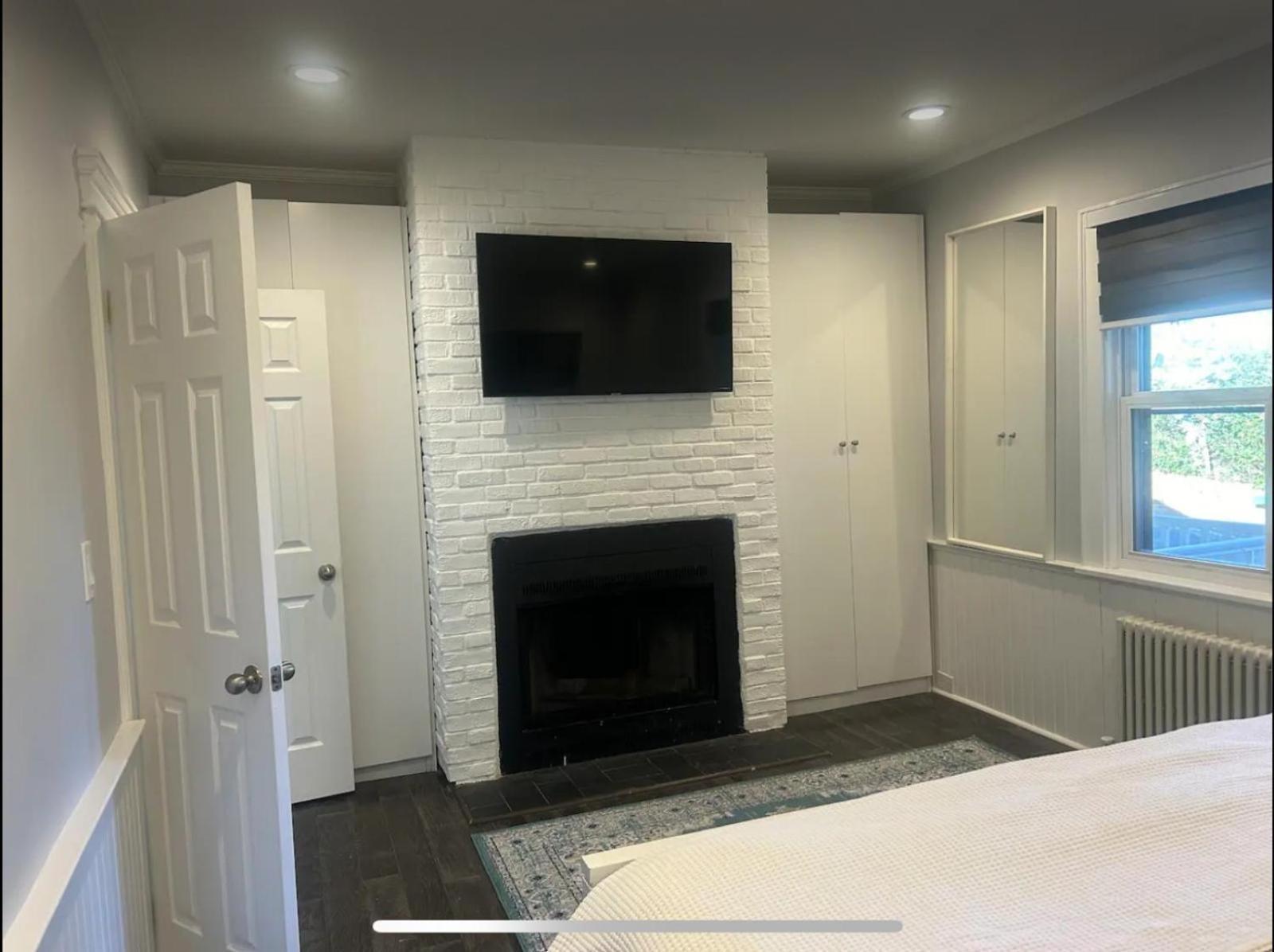 Private Suite In Huntington Station Exterior foto